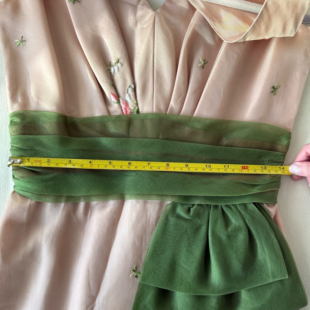 Vintage cocktail dress . - Picture 7 of 9